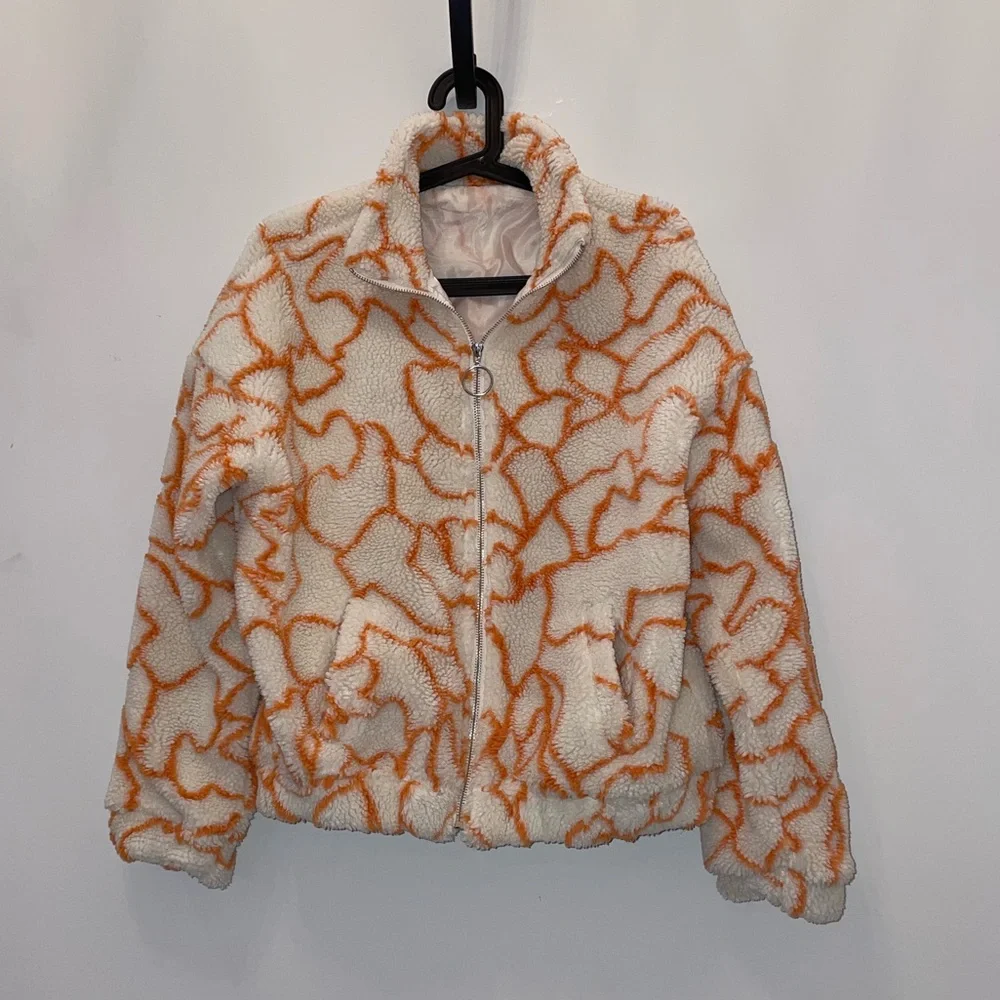 SHEIN Women’s Geometric Drop Shoulder O-ring Zipper Teddy Jacket - Picture 1 of 4